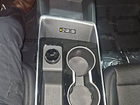 New 2026 Chevrolet Equinox LT w/ Convenience Package II image 16