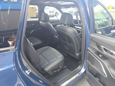Used 2025 Kia Telluride SX X-Line AWD/4WD image 46