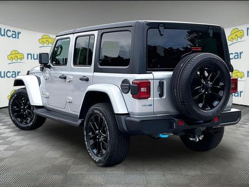 Used 2023 Jeep Wrangler Unlimited Sahara w/ Cold Weather Group AWD/4WD image 4