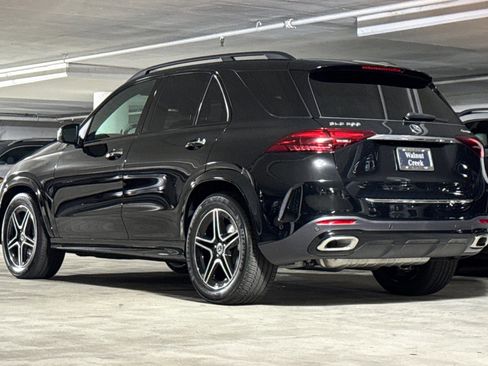 New 2026 Mercedes-Benz GLE 580 4MATIC image 3