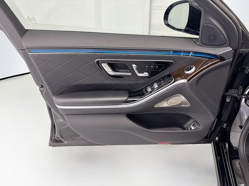 Used 2021 Mercedes-Benz S 580 4MATIC Sedan image 23