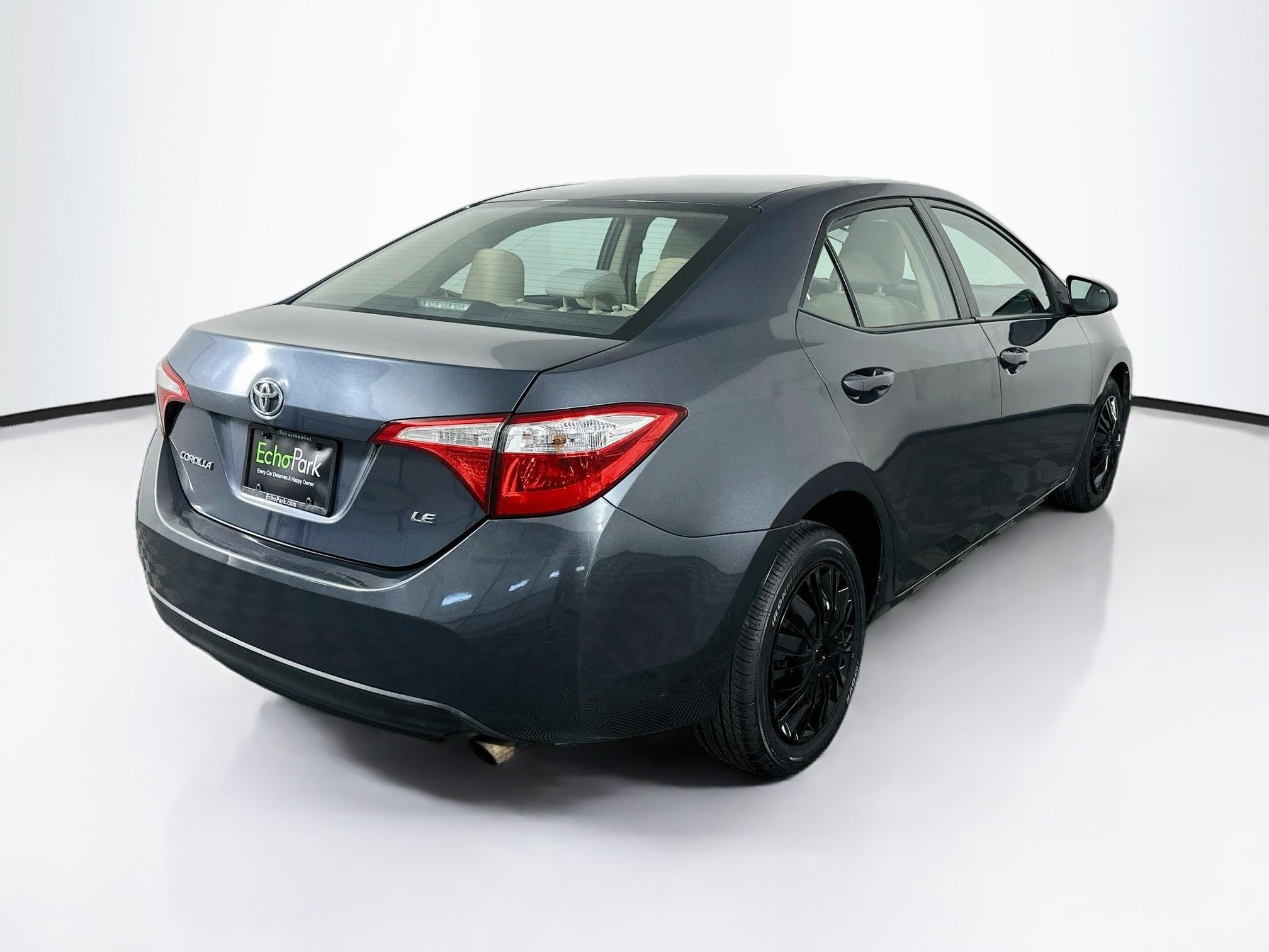 Used 2014 Toyota Corolla LE FWD image 9