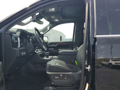 Used 2024 GMC Sierra 1500 Denali w/ Technology Package image 21