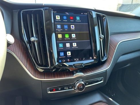 Certified 2023 Volvo XC60 B5 Plus image 24