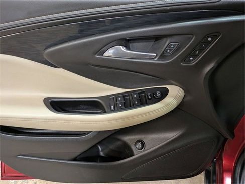 Used 2018 Buick Envision Essence image 14