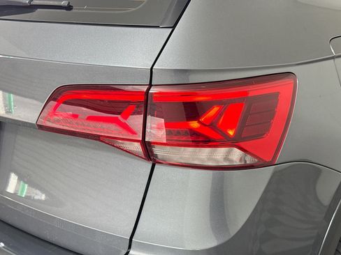 Used 2022 Volkswagen Taos S image 34