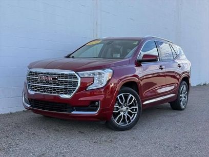 Used 2024 GMC Terrain Denali w/ Denali Premium Package