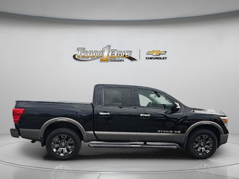 Used 2018 Nissan Titan Platinum Reserve w/ Platinum Utility Package AWD/4WD image 7