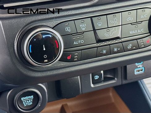 Certified 2024 Ford Maverick Lariat image 23