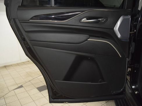 Used 2023 Cadillac Escalade V AWD/4WD image 49