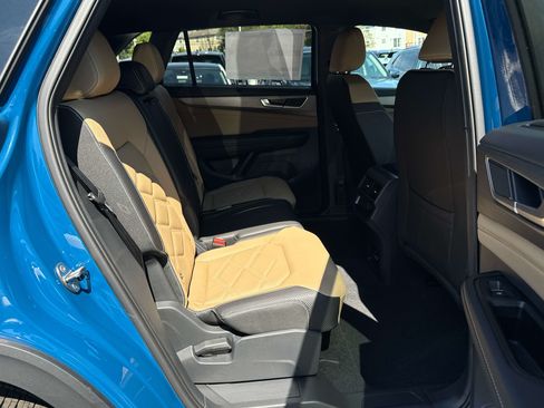 New 2026 Volkswagen Atlas Cross Sport SE AWD/4WD image 28