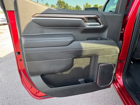 Used 2023 Chevrolet Silverado 1500 LT AWD/4WD image 13
