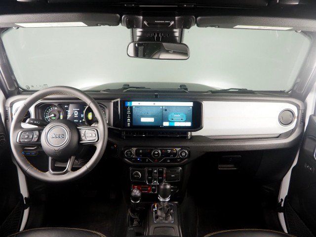 Used 2024 Jeep Wrangler 4xe AWD/4WD image 3
