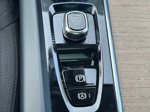 Used 2026 Volvo XC60 B5 Plus w/ Climate Package PRO image 32