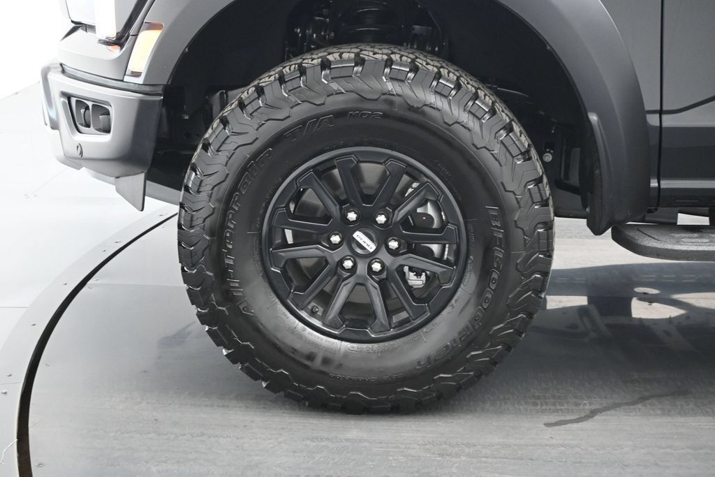 Used 2026 Ford F150 Raptor AWD/4WD image 26