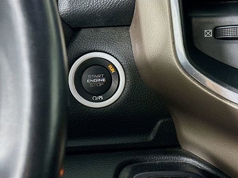 Certified 2022 RAM 1500 Laramie image 23