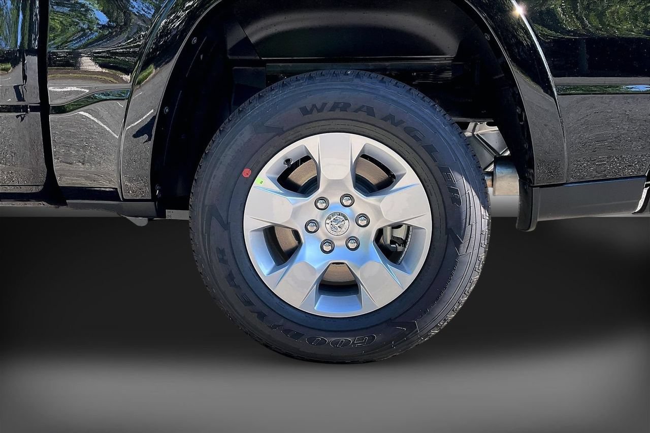 New 2026 RAM 1500 Big Horn AWD/4WD image 29