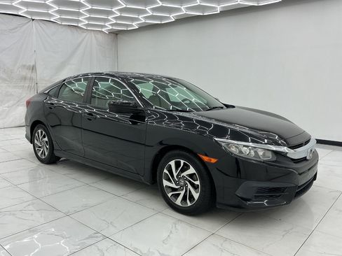 Used 2016 Honda Civic EX image 7