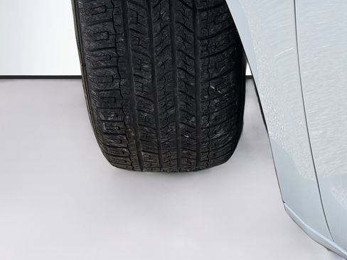 Used 2024 Chrysler Pacifica Limited image 43