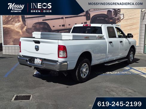 Used 2022 RAM 2500 Tradesman w/ Chrome Appearance Group RWD image 8