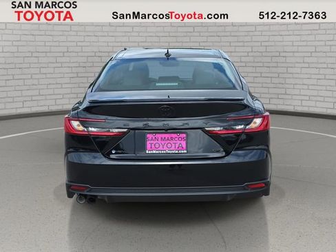 Used 2026 Toyota Camry SE w/ Convenience Package image 6