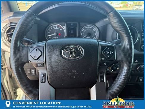 Used 2022 Toyota Tacoma TRD Off-Road RWD image 28