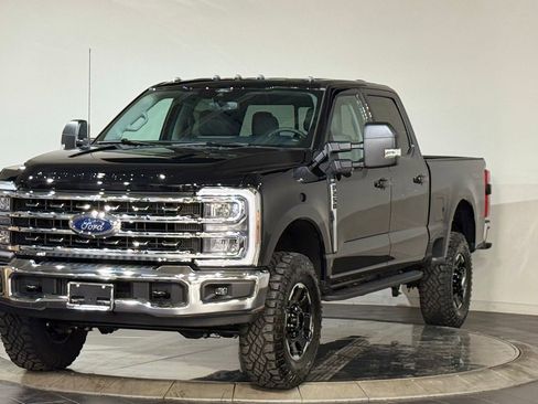 New 2026 Ford F250 XLT w/ XLT Premium Package AWD/4WD image 5