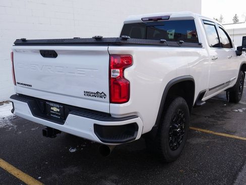 Used 2024 Chevrolet Silverado 2500 High Country w/ High Country Premium Package image 7