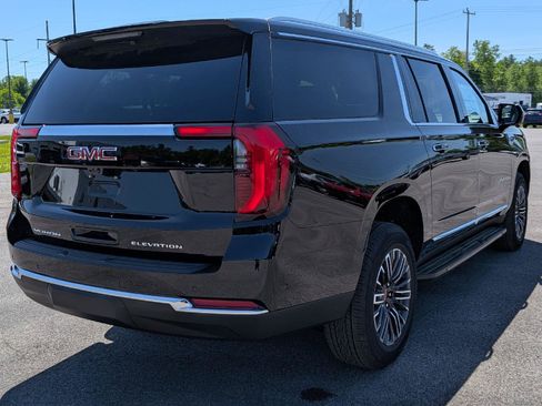 New 2026 GMC Yukon XL Elevation w/ Elevation Premium Package AWD/4WD image 8