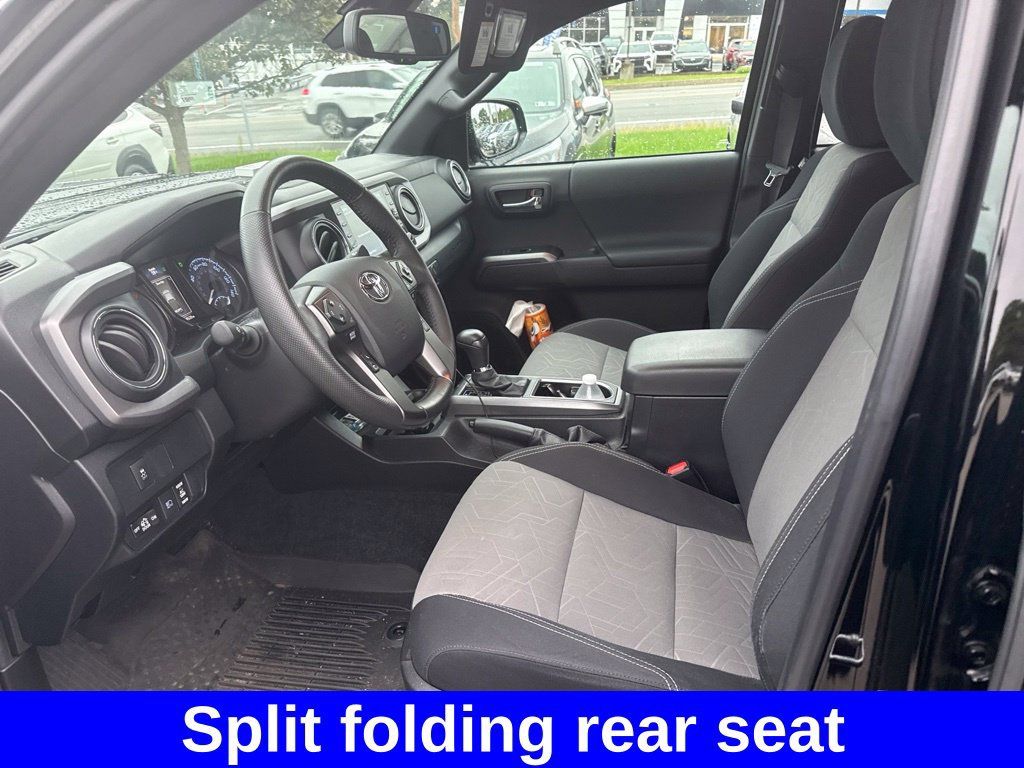 Used 2023 Toyota Tacoma TRD Sport w/ Technology Package AWD/4WD image 16