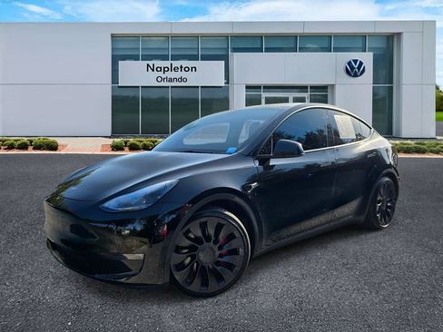Used 2022 Tesla Model Y Performance AWD/4WD image 32