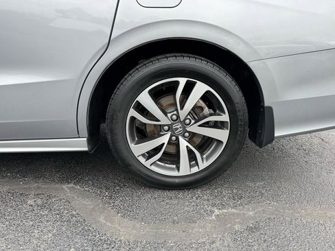 Used 2022 Honda Odyssey Touring image 8