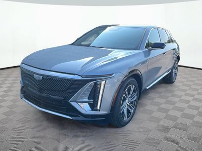 New 2026 Cadillac Lyriq Luxury w/ LPO, Floor Liner Package