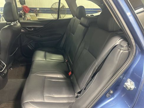Used 2021 Subaru Outback Limited w/ Popular Package #2 AWD/4WD image 12