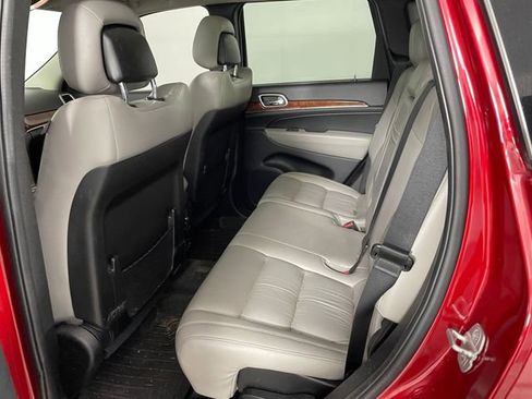Used 2011 Jeep Grand Cherokee Limited w/ Luxury Group II AWD/4WD image 12