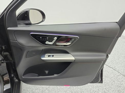 Certified 2026 Mercedes-Benz GLC 300 image 21