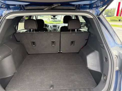 Used 2023 Chevrolet Equinox LS w/ LS Convenience Package FWD image 6