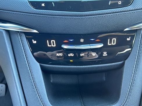 New 2025 Cadillac XT5 Premium Luxury image 34