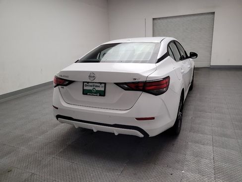 Used 2021 Nissan Sentra SV FWD image 7