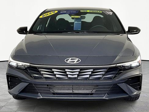 Certified 2025 Hyundai Elantra Sport image 2
