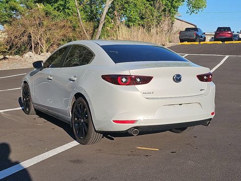 Used 2024 MAZDA MAZDA3 s FWD image 7