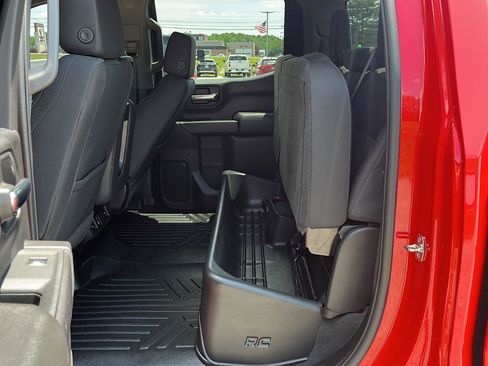 Used 2024 Chevrolet Silverado 1500 Custom Trail Boss w/ Turbomax Blackout Package AWD/4WD image 23