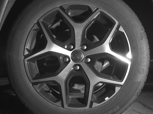 Used 2025 Jeep Compass Limited image 14