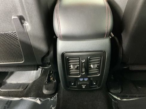 Used 2022 Dodge Durango R/T w/ Tow 'N Go Group AWD/4WD image 25