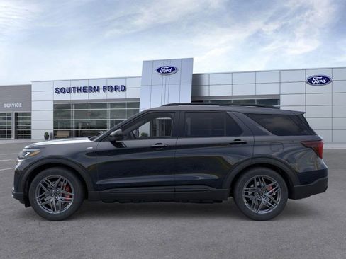 New 2026 Ford Explorer ST-Line w/ ST-Line Street Pack AWD/4WD image 3
