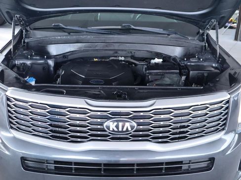 Used 2020 Kia Telluride S FWD image 39