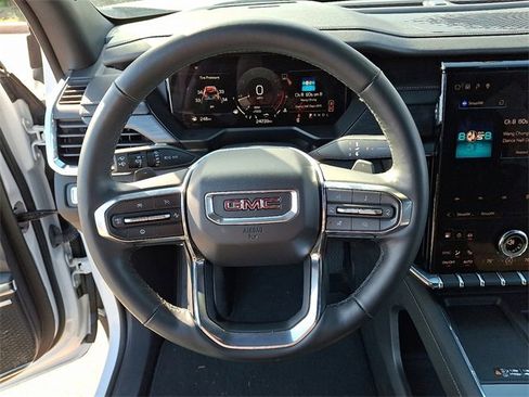 Certified 2025 GMC Acadia Elevation image 18