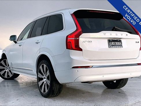 Used 2023 Volvo XC90 B6 Ultimate w/ Protection Package Premier image 16