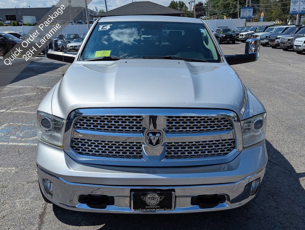 Used 2014 RAM 1500 Laramie w/ Trailer Tow Group AWD/4WD image 3