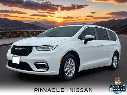Used 2023 Chrysler Pacifica Touring-L